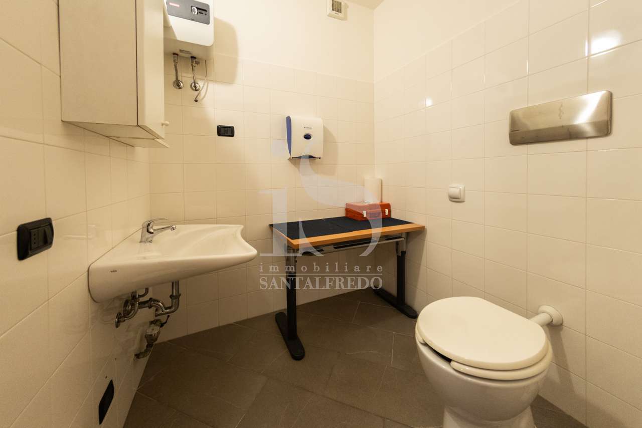 -vendita-12-bagno-2122536.jpg