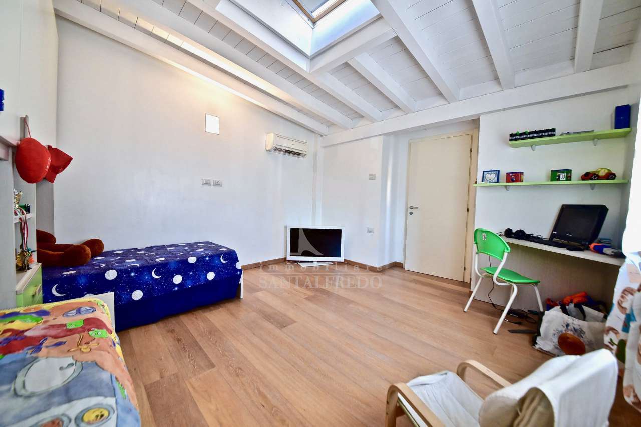 -vendita-17-camera-da-letto-2259841.jpg