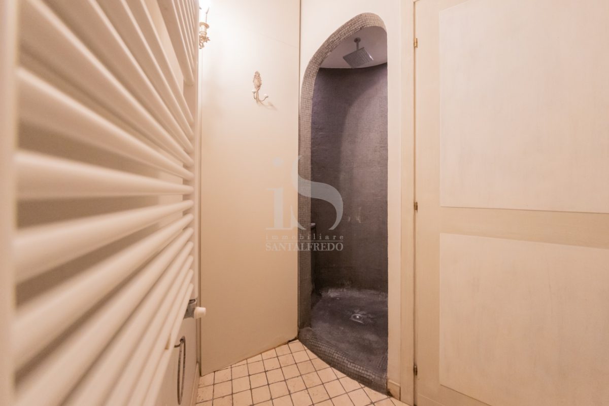 -vendita-23-bagno-2256680.jpg