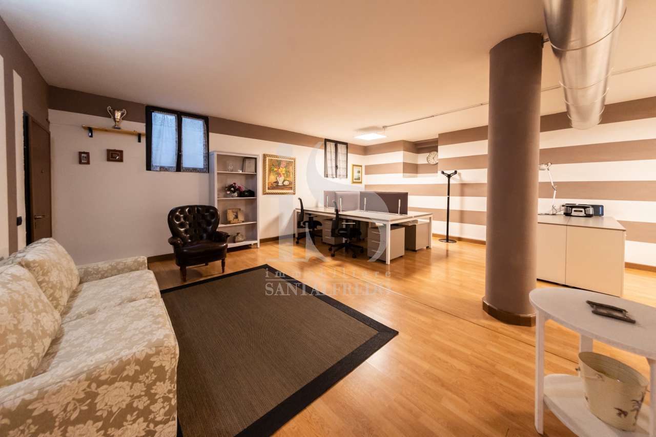 -vendita-3-ufficio-2122536.jpg