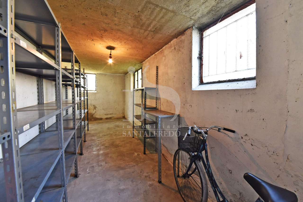 arcore-ottimo-trilocale-con-box-vendita-18-cantina-1802059.jpg