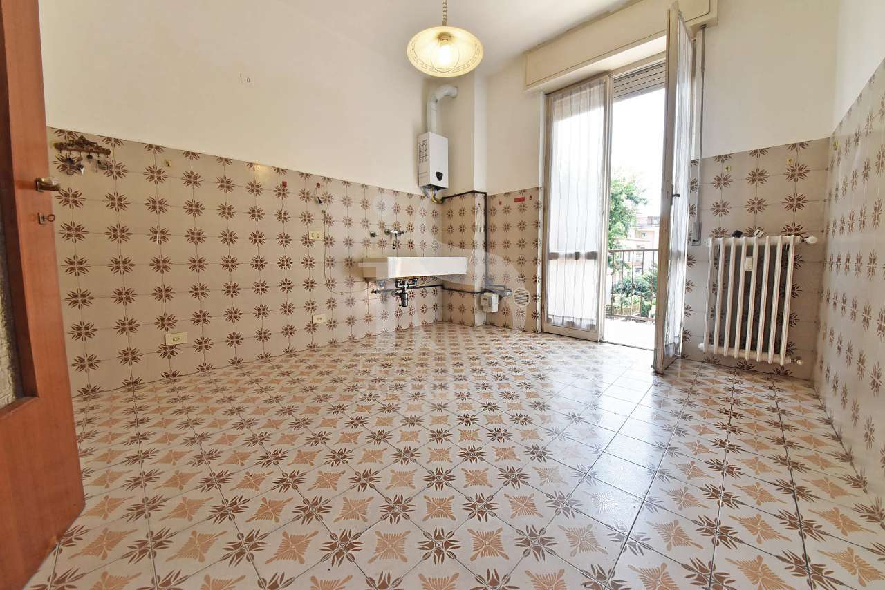 arcore-ottimo-trilocale-con-box-vendita-5-cucina-1802059.jpg
