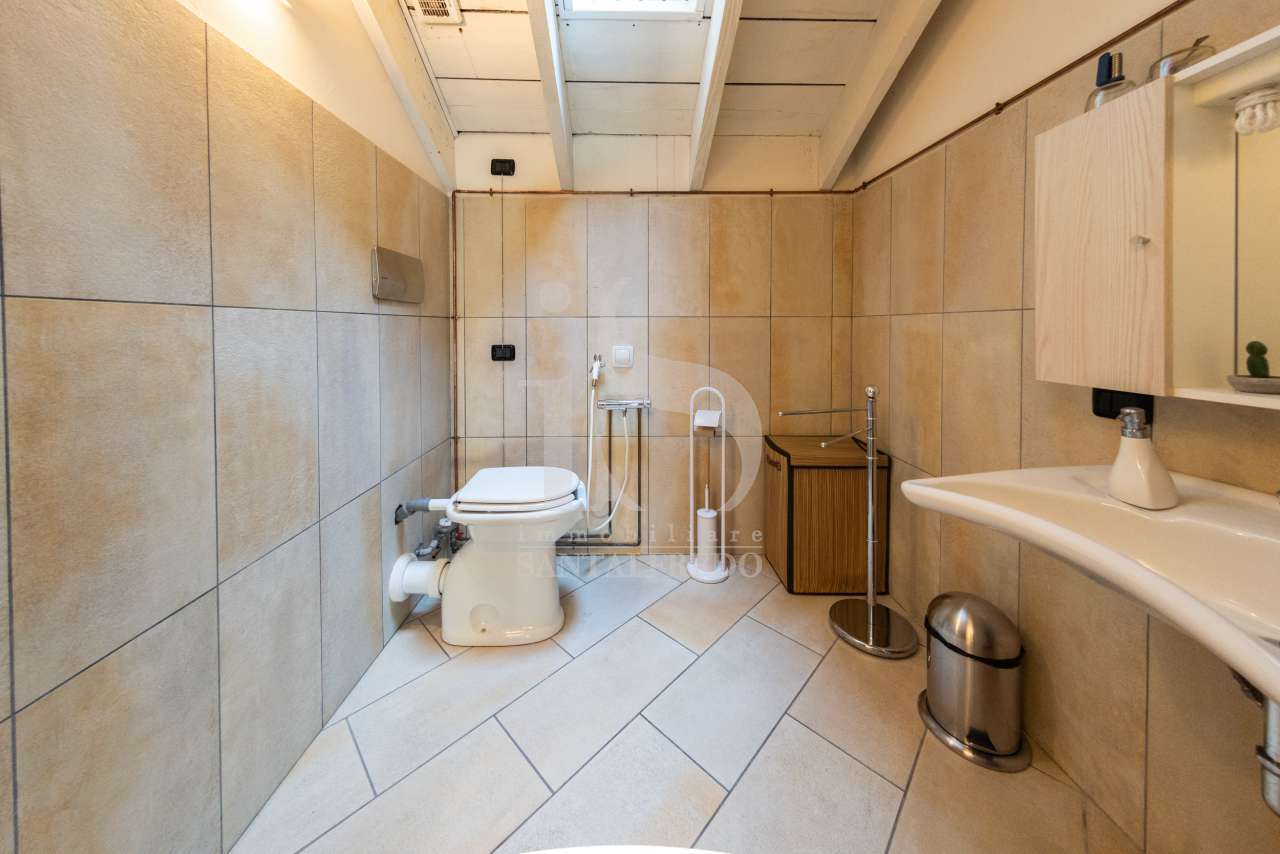 merate-ufficio-ristrutturato–vendita-13-bagno-2122538.jpg