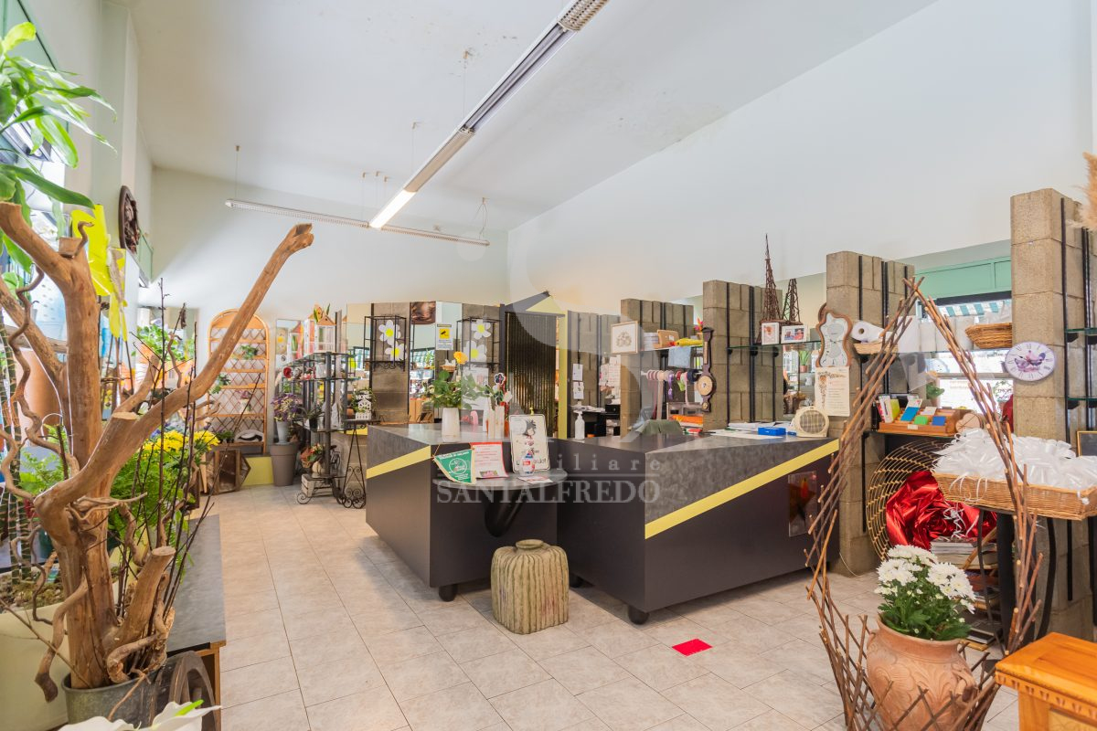 Vendita Mura negozio agrate-18 (10)