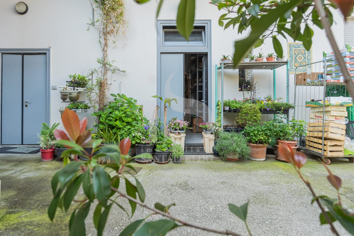 Agrate Brianza Vendita Mura Negozio