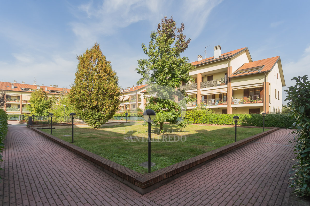 Ornago Trilocale con Giardino