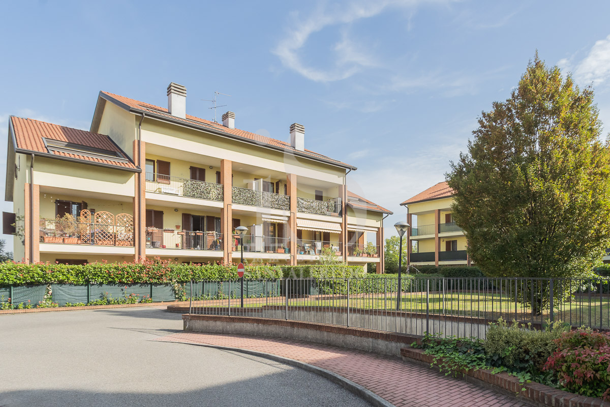 Ornago Trilocale con Giardino