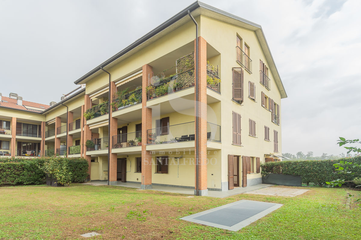 Ornago Trilocale con Giardino