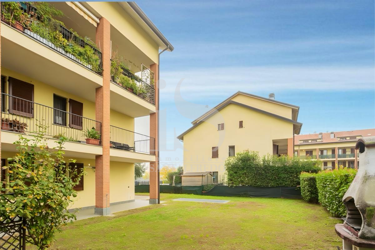 Ornago Trilocale con Giardino