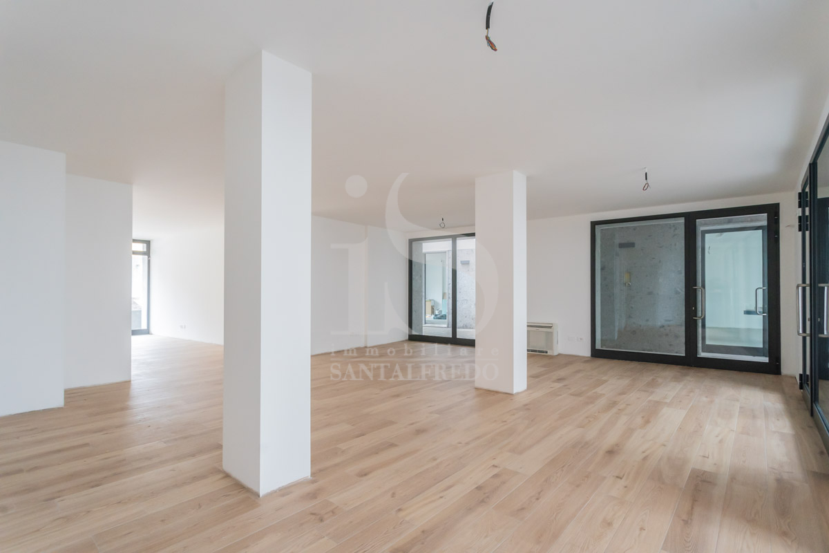 Negozi in Vendita Vimercate (11)