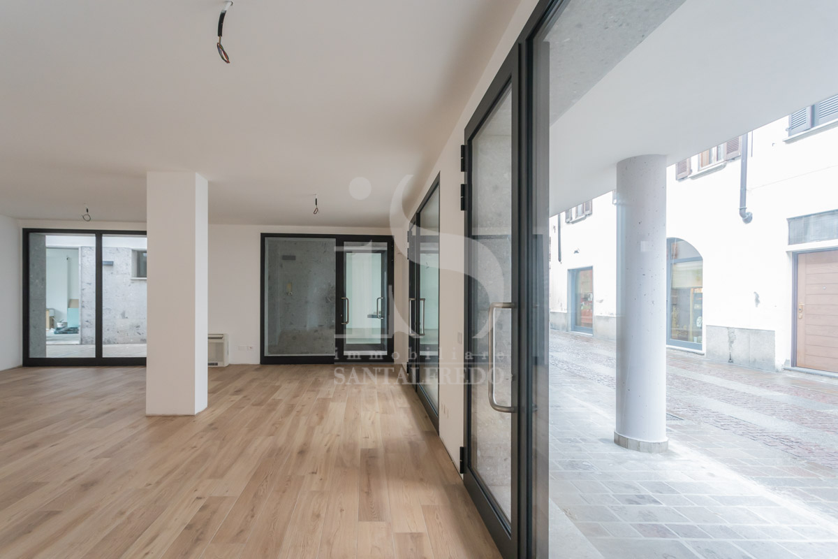 Negozi in Vendita Vimercate (12)