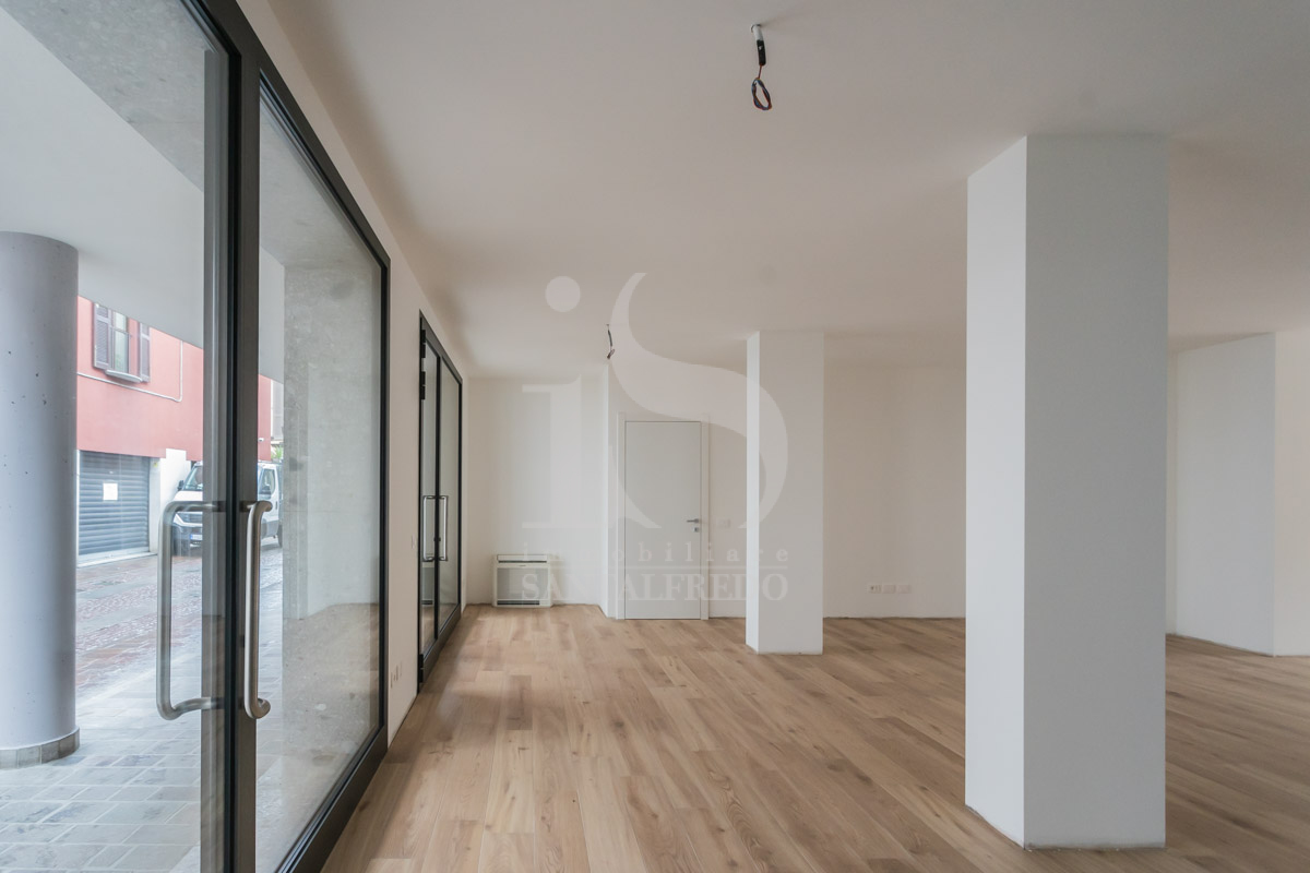 Negozi in Vendita Vimercate (14)