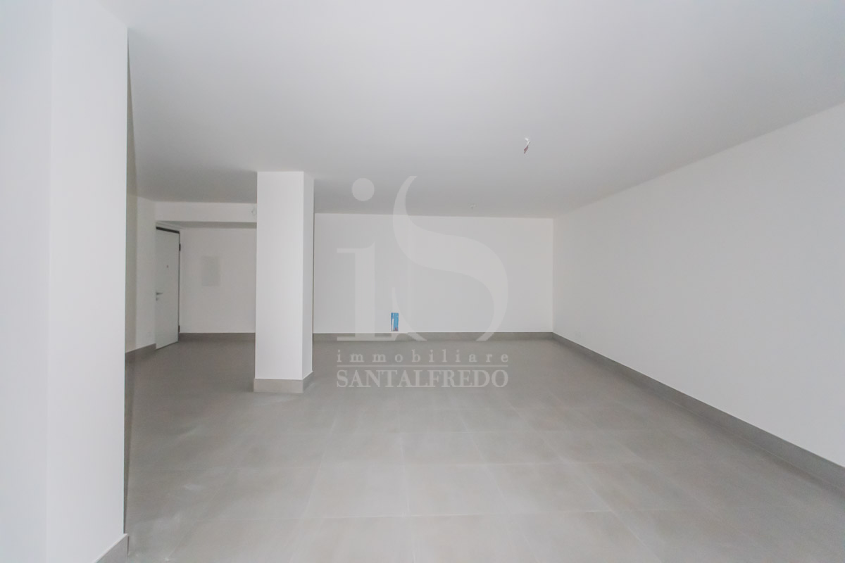 Negozi in Vendita Vimercate (23)