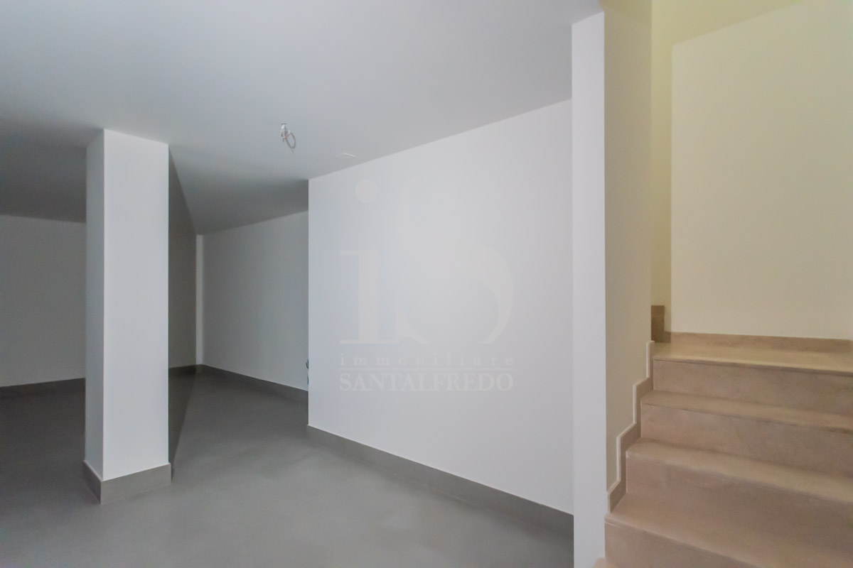 Negozi in Vendita Vimercate (24)