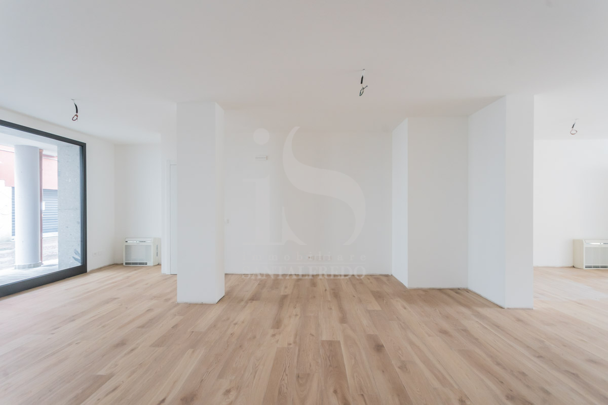 Negozi in Vendita Vimercate (7)