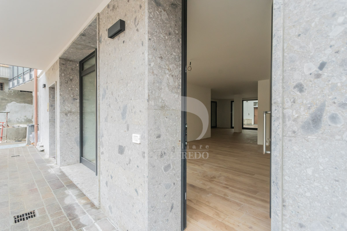 Negozi in Vendita Vimercate (9)