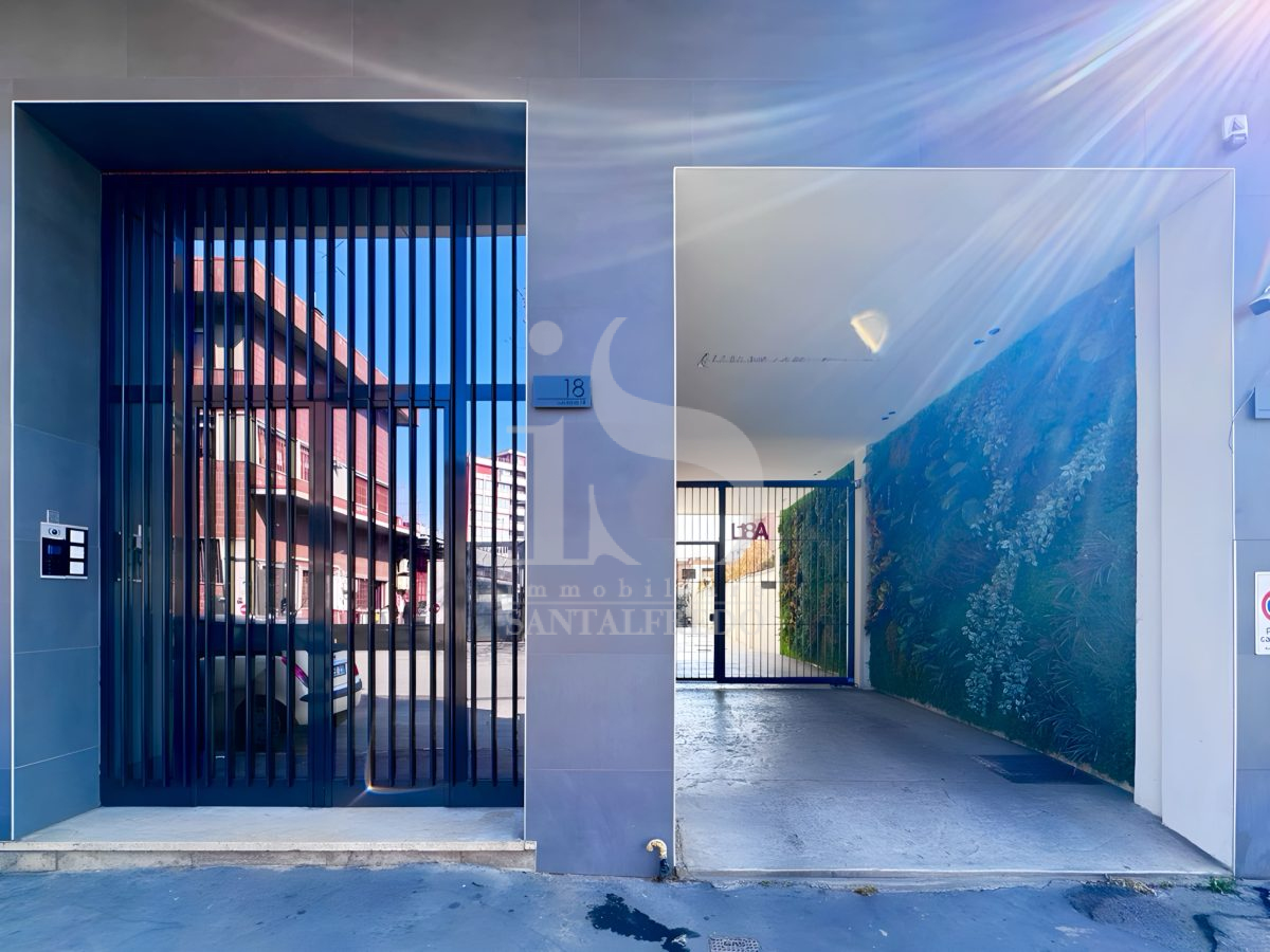 Milano Certosa monolocale ristrutturato