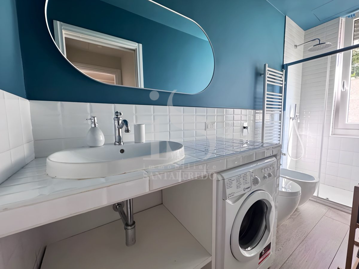 Milano Certosa monolocale ristrutturato