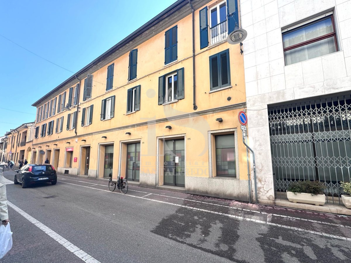 Negozio in affitto a Concorezzo