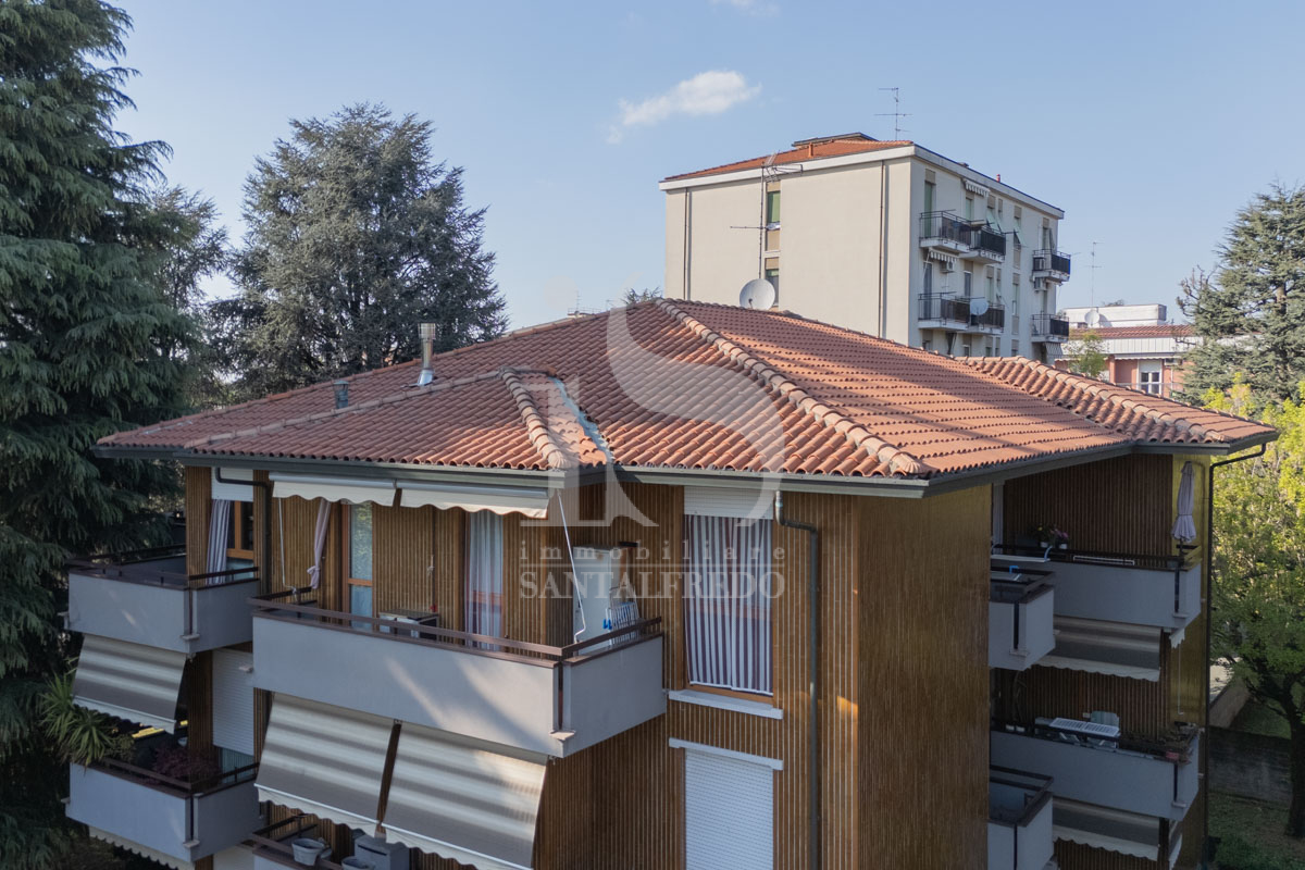 Trilocale con box e tripla esposizione in vendita a Concorezzo