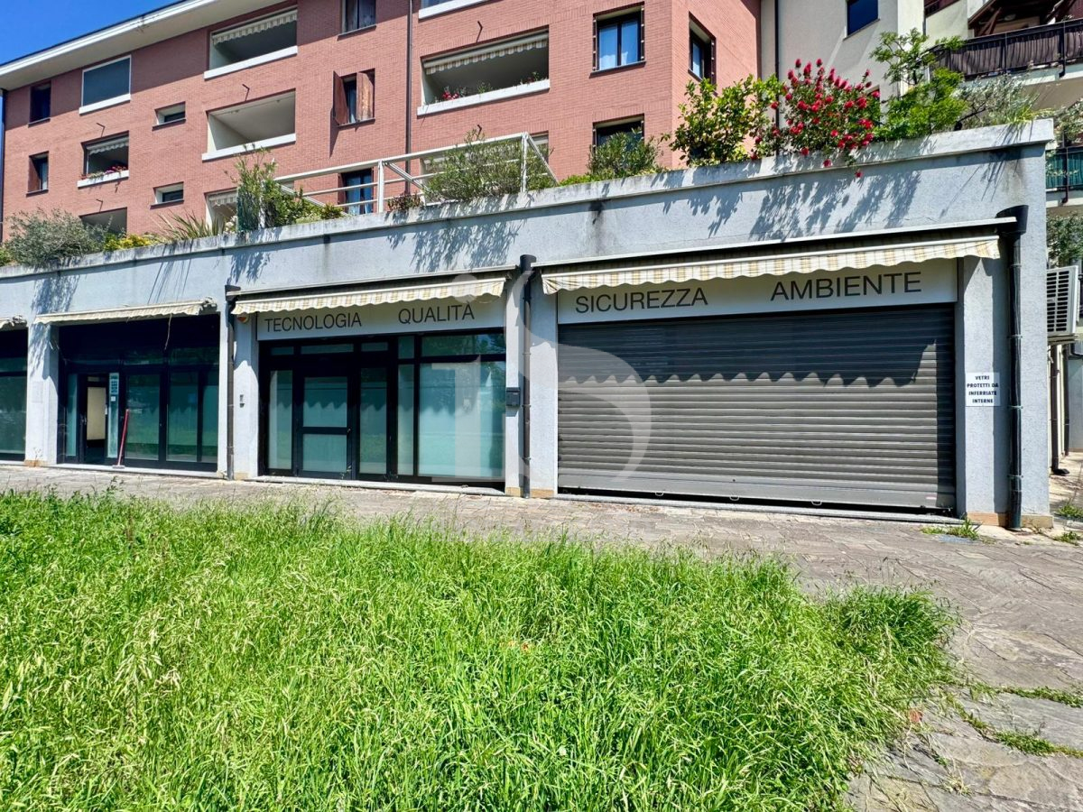 Concorezzo ufficio in affitto