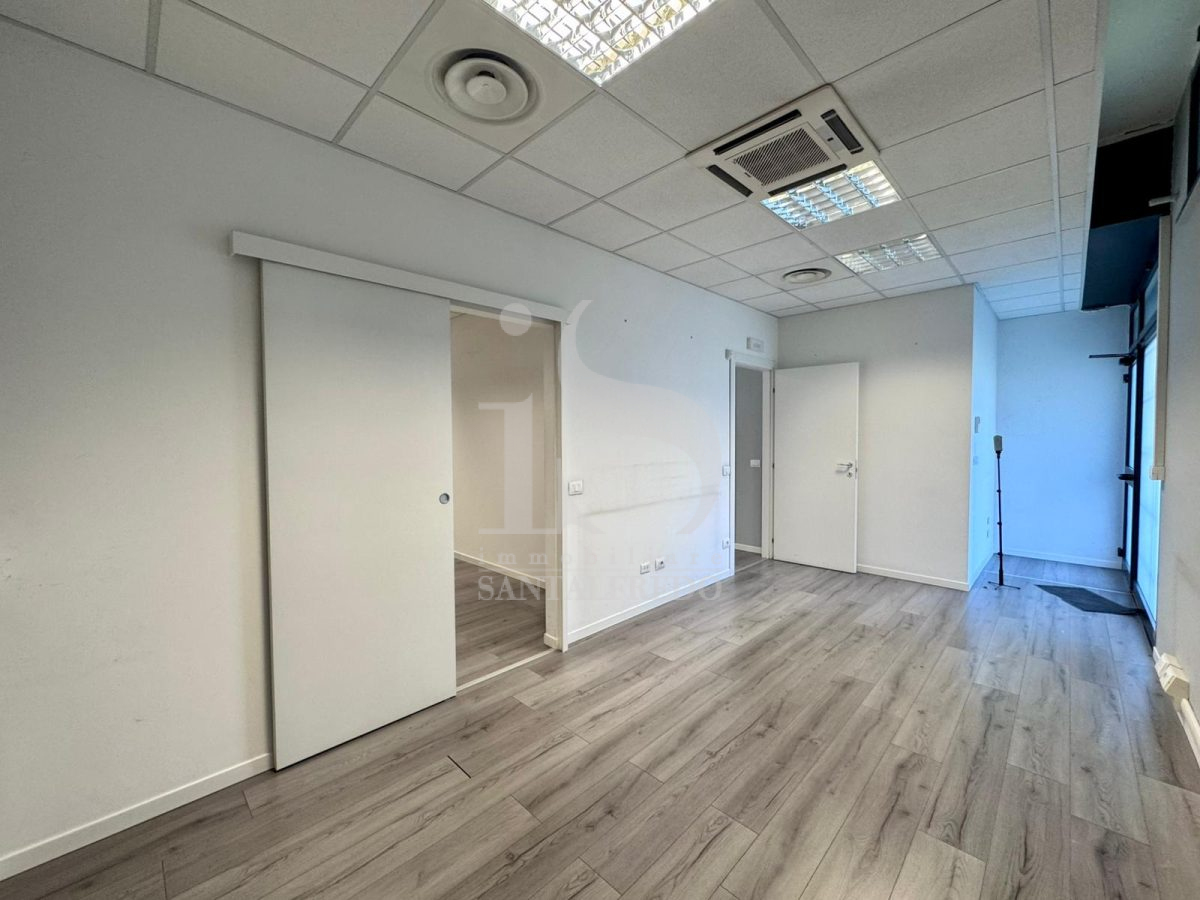 Concorezzo ufficio in affitto