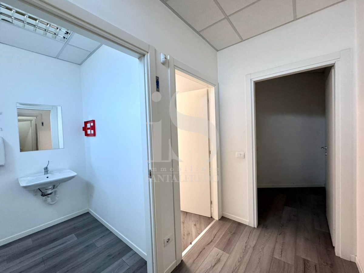 Concorezzo ufficio in affitto