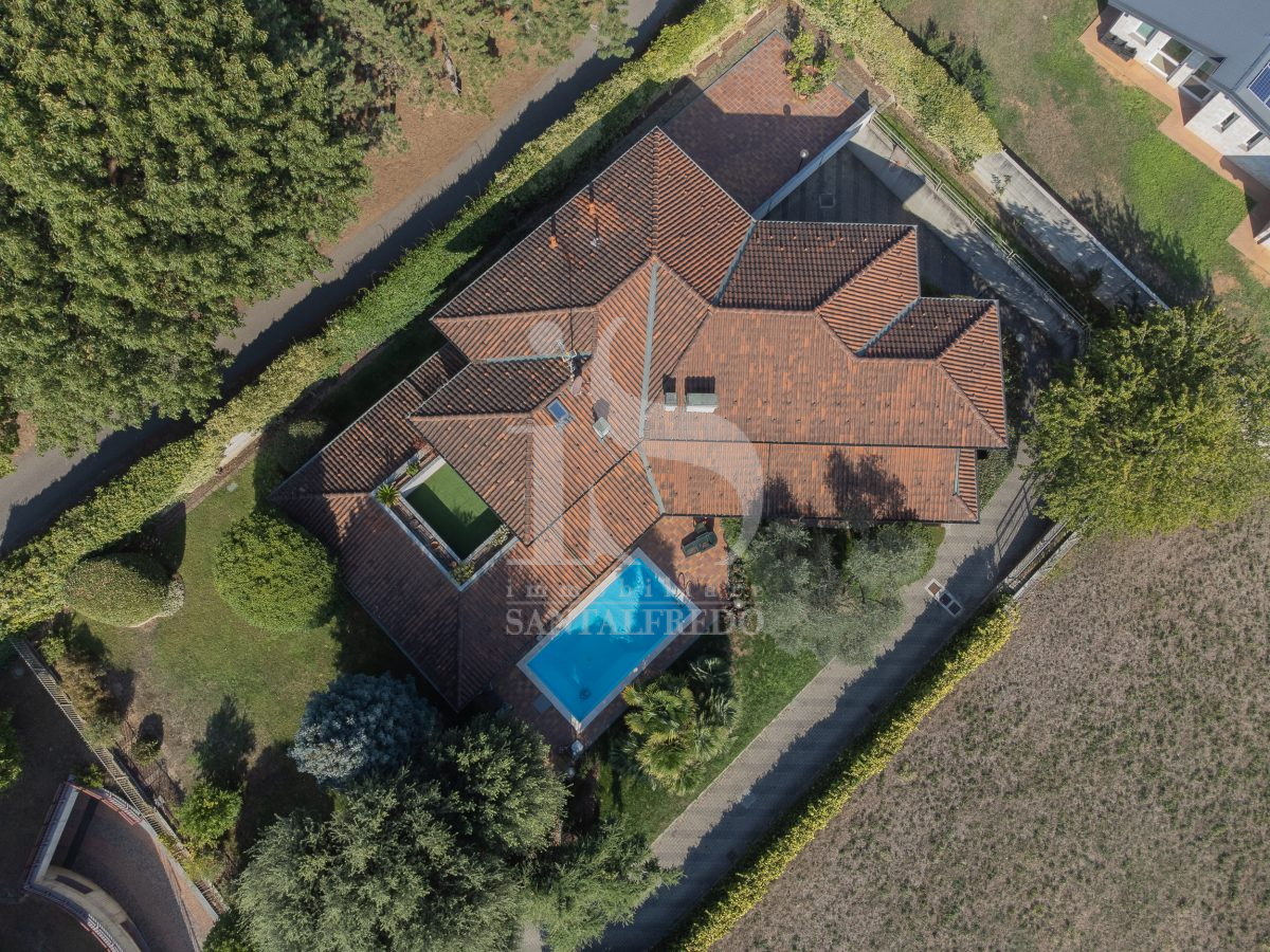 Villa con Piscina Monza Brianza (32)