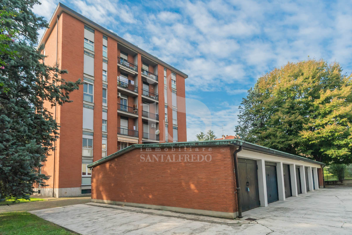 Trilocale con box e giardino condominiale a Concorezzo